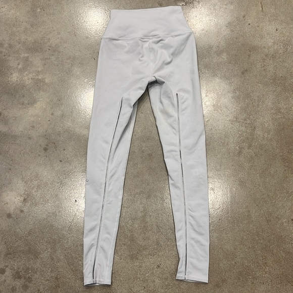 Alo Yoga High Rise Dash Leggings Light Grey Size XS - Picture 2 of 9